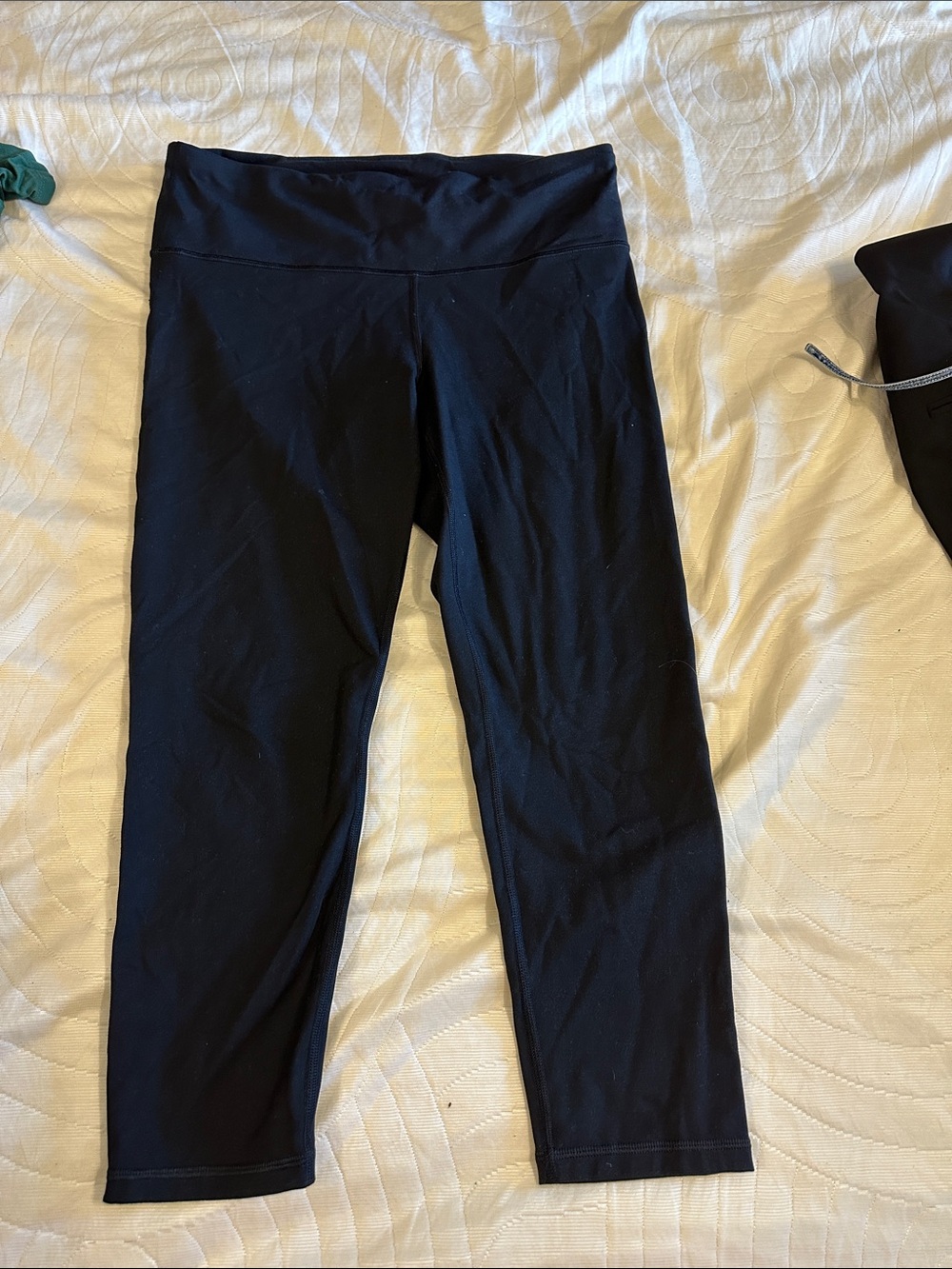 GAP Black Capri Leggings for Women